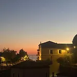 Guest house La Terrazza Nel Borgo 3*