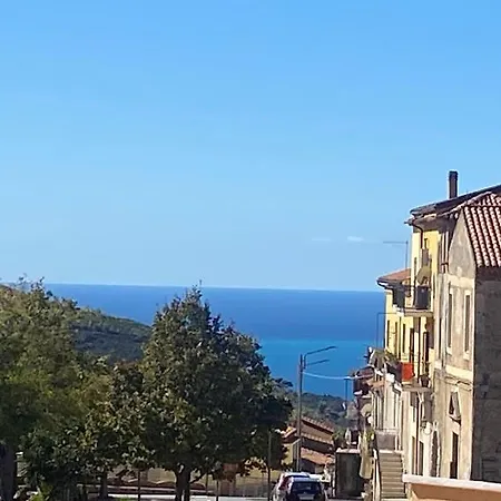 La Terrazza Nel Borgo 招待所 3*