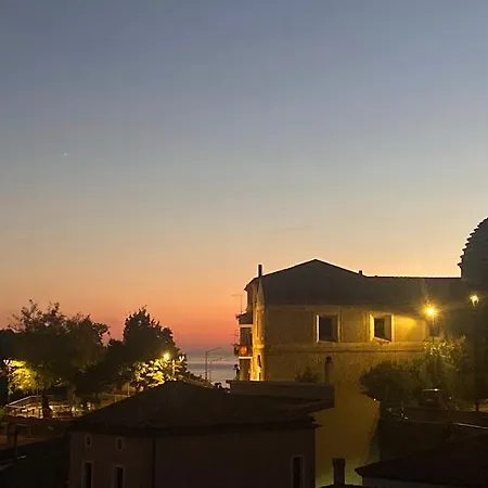 بيت ضيافة La Terrazza Nel Borgo 3*